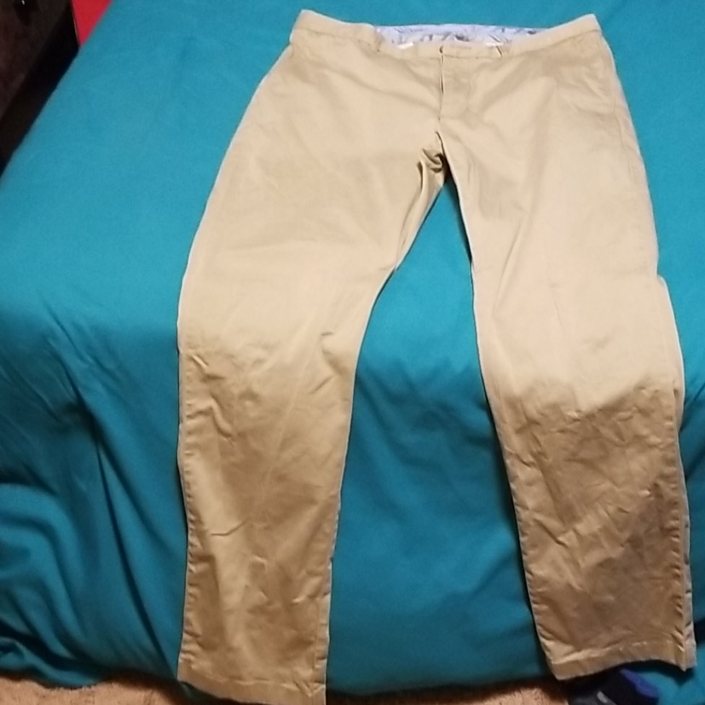 Tommy bahama khakis